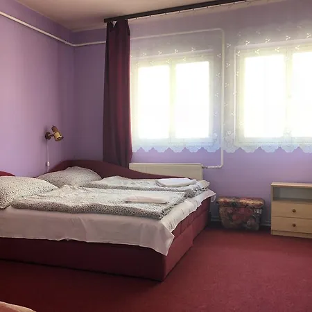 Napsugar Szallo מלון זמראדי